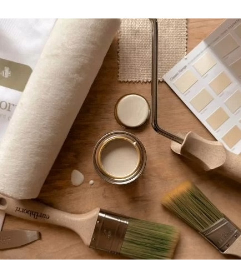 The Brush and Roll with it Kit