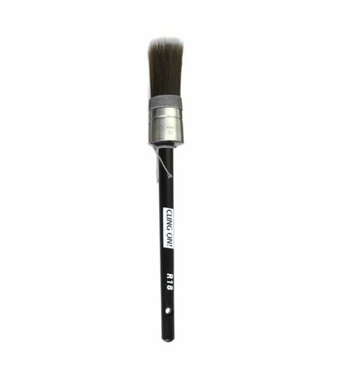 Cling On! R18 - Round 18 Paint Brush